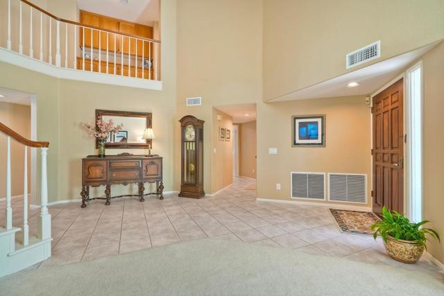 Detail Gallery Image 10 of 47 For 14013 Saddlewood Dr, Poway,  CA 92064 - 4 Beds | 3 Baths