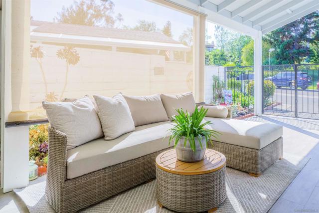 4382 Dowitcher Way, Oceanside CA: https://media.crmls.org/mediaz/c133f864-7d26-42d9-bbb7-4b9a2aa52872.jpg