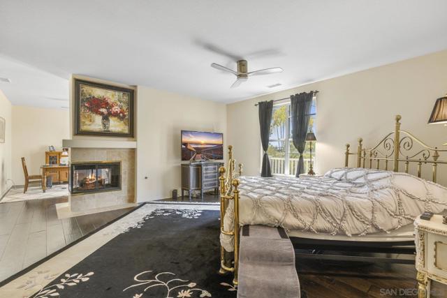 2505 Monterey Glen, Escondido CA: https://media.crmls.org/mediaz/c13412ad-a8d1-4650-808b-c120c3646485.jpg