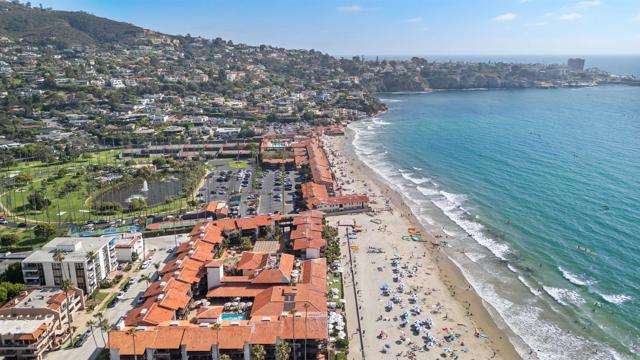 Detail Gallery Image 26 of 27 For 2110 Avenida De La Playa #C,  La Jolla,  CA 92037 - 3 Beds | 2/1 Baths