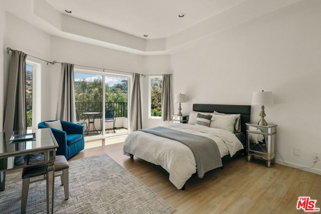 3646 Potosi Avenue, Studio City CA: https://media.crmls.org/mediaz/c1347898-ed07-4a6f-9080-554e5581f69b.jpg