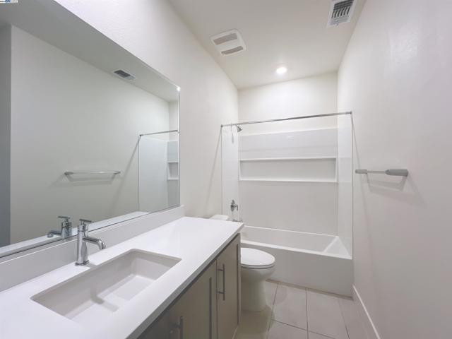 6260 Dove Ave, Dublin CA: https://media.crmls.org/mediaz/c134c2aa-d84d-4409-8582-47a2619978f7.jpg