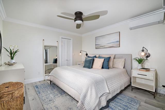 435 S Sierra Avenue, Solana Beach CA: https://media.crmls.org/mediaz/c136a696-14f0-4476-86c1-e9a2015cf006.jpg