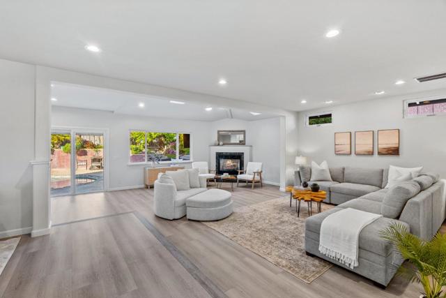 200 Cortez Street, Capitola CA: https://media.crmls.org/mediaz/c1371244-0d22-4677-83fb-0602d1e7c846.jpg
