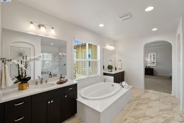 3044 Gritstone Street, Danville CA: https://media.crmls.org/mediaz/c137e783-5150-4fad-bc97-4ff98fb4ec3b.jpg