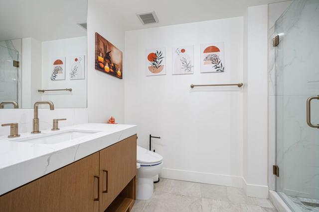 99 Camino Arroyo Place, Palm Desert CA: https://media.crmls.org/mediaz/c13815e5-7740-453f-9f84-53308edc8f2f.jpg
