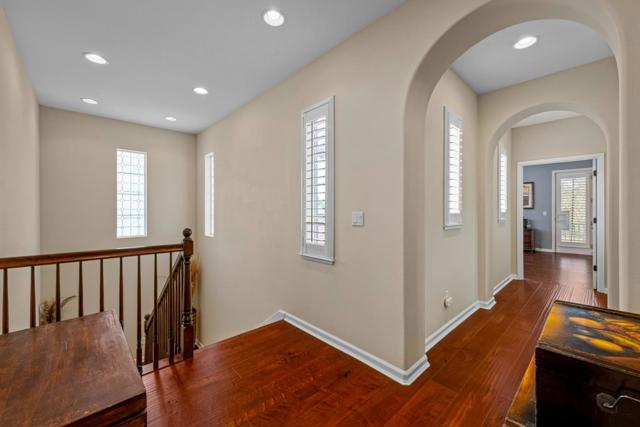 6600 Eagle Ridge Court, Gilroy CA: https://media.crmls.org/mediaz/c138921a-c543-4982-9edc-741e20ddaa54.jpg