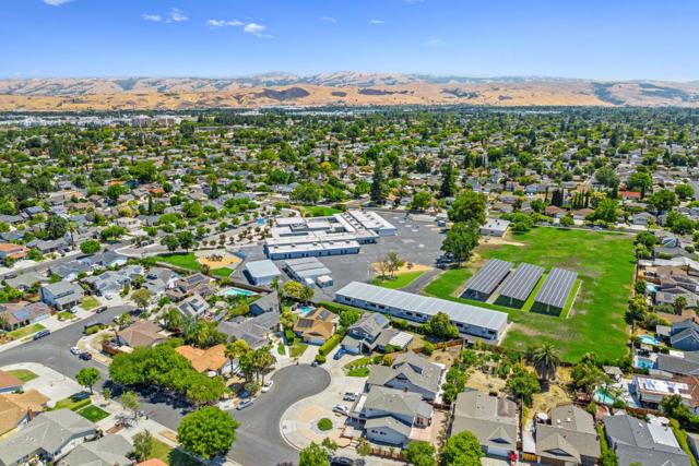 6326 Pearlroth Drive, San Jose CA: https://media.crmls.org/mediaz/c1399b2a-dddb-4ec8-9315-b9da63c2c5fd.jpg