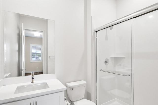 6326 Moser Way, Tracy CA: https://media.crmls.org/mediaz/c13a2dd2-bcb0-44b6-aade-a55193fb3e8e.jpg