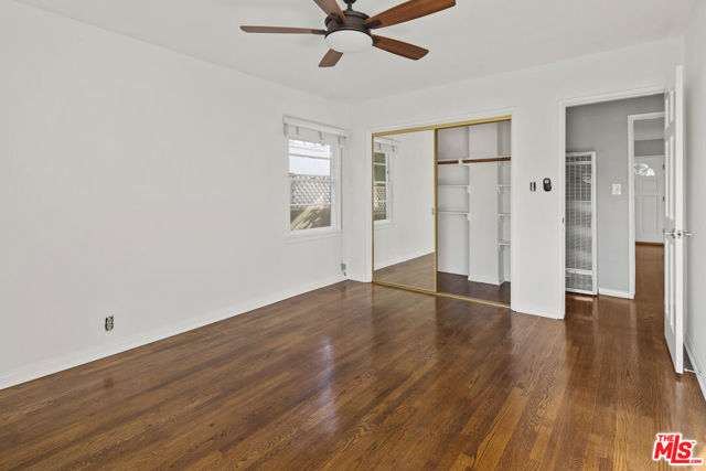 3471 Beethoven Street, Los Angeles CA: https://media.crmls.org/mediaz/c13bb534-47cb-4bcc-a892-9602e53f3585.jpg