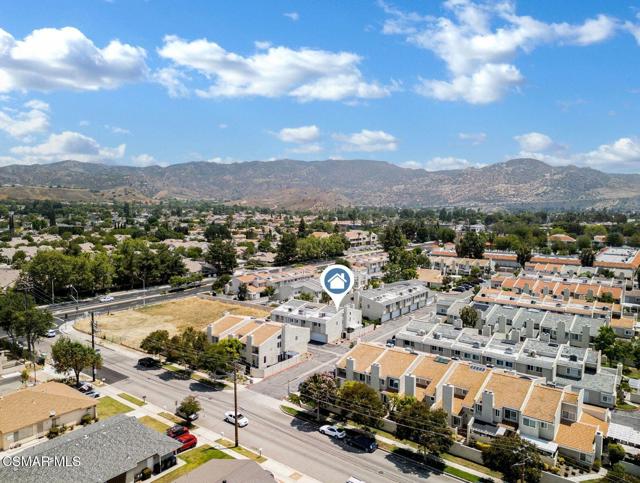 1938 Stow Street, Simi Valley CA: https://media.crmls.org/mediaz/c13c93e7-4845-463f-a5d5-89e02534b895.jpg