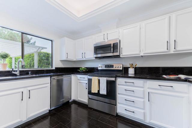 801 Ram Lane, Foster City CA: https://media.crmls.org/mediaz/c13c9d3a-5426-404e-a011-e54cde628d92.jpg