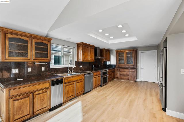 4730 Spinnaker Way, Discovery Bay CA: https://media.crmls.org/mediaz/c13cfe66-c212-4ae3-aa15-8963dfb797b8.jpg
