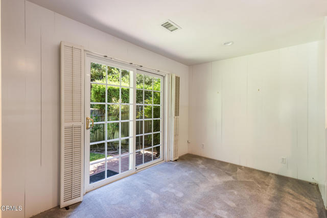 4308 Hayman Avenue, La Canada Flintridge CA: https://media.crmls.org/mediaz/c13ebb00-a6c1-4f08-81ca-37cb03c953fe.jpg