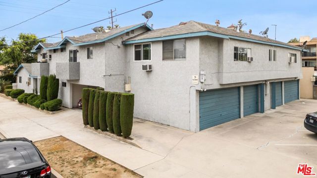 13901 Burbank Boulevard, Van Nuys, California 91401, ,Multi-Family,For Sale,Burbank,24397559