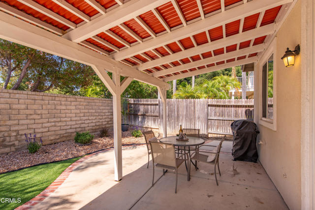 5091 Via Fresco, Camarillo CA: https://media.crmls.org/mediaz/c1400bb6-7133-48b6-9ad9-637f06b18466.jpg