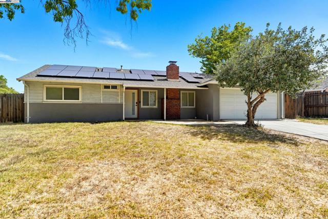 2203 Sherman Dr., Pleasant Hill CA: https://media.crmls.org/mediaz/c1412da4-ce1e-450c-acaa-d5dc03e5655e.jpg