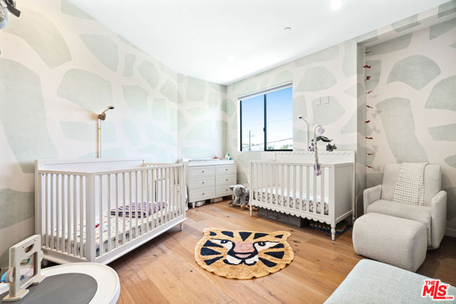 11900 Washington Place, Los Angeles CA: https://media.crmls.org/mediaz/c1418f40-927f-470a-8eee-67f997931d4b.jpg