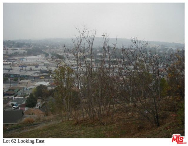 2661 N Adkins Avenue, Los Angeles CA: https://media.crmls.org/mediaz/c141a1b9-f968-49aa-bfca-75e276304ff7.jpg