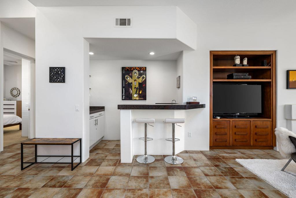 MLS #219139532DA image #4