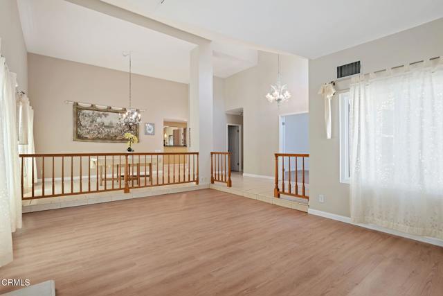 Detail Gallery Image 9 of 59 For 4078 Bending Oak Ct, Moorpark,  CA 93021 - 3 Beds | 2/1 Baths