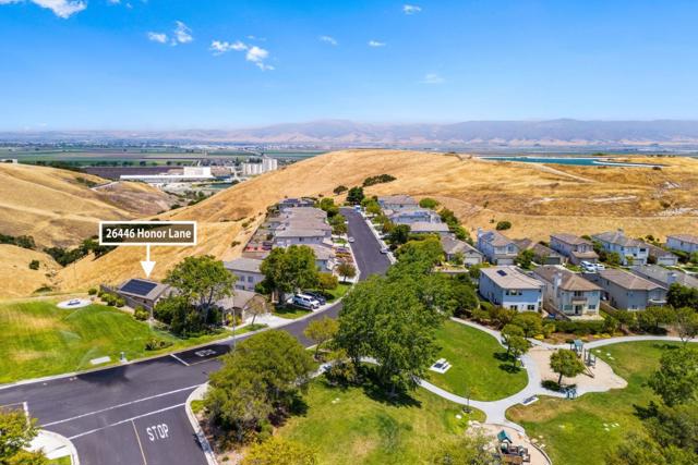 26446 Honor Lane, Salinas CA: https://media.crmls.org/mediaz/c1434cf6-74c8-4442-bb37-ed9843b733a1.jpg