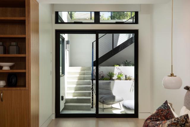 596 Franklin Street, Mountain View CA: https://media.crmls.org/mediaz/c1436457-cb79-4f1c-982a-55c7989859d0.jpg