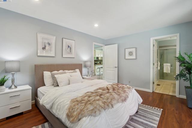 688 Danville Blvd, Danville CA: https://media.crmls.org/mediaz/c143cf31-fc2d-46fe-9425-78d785706462.jpg