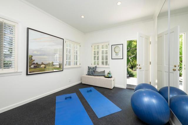 50 Roberts Way, Hillsborough CA: https://media.crmls.org/mediaz/c1443b5d-b979-4d02-9d22-506899f1f300.jpg