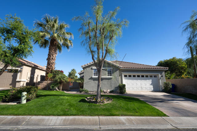 Image 29 of 38 For 45950 Spyglass Hill Street