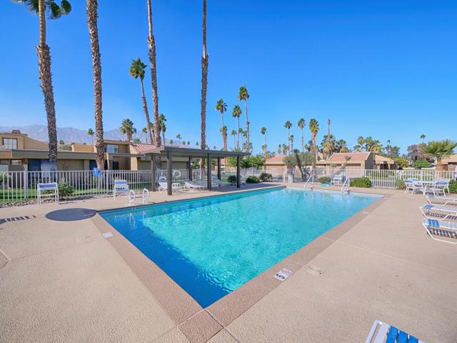 7529 Regency Drive, Palm Springs CA: https://media.crmls.org/mediaz/c1452ec8-5921-4102-8e5f-566ea572588d.jpg