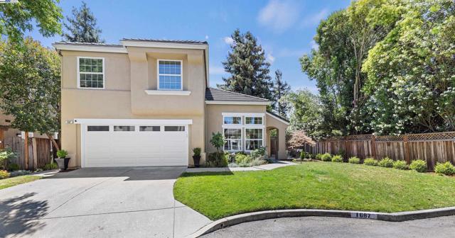 1687 Silverwood Ct, Danville CA: https://media.crmls.org/mediaz/c145726e-ce33-4147-8dbd-c03718c6a60b.jpg