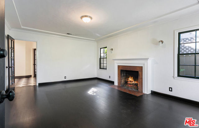508 N San Vicente Boulevard, West Hollywood CA: https://media.crmls.org/mediaz/c1460e36-978f-49c7-afae-2aad33f7afde.jpg