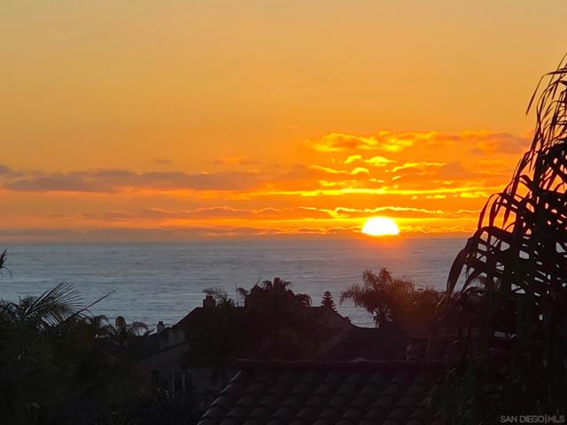 7521 Navigator Circle, Carlsbad CA: https://media.crmls.org/mediaz/c1470ab7-2489-4729-a06c-5ab8afa08424.jpg