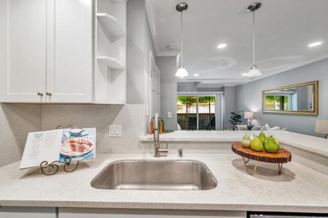 355 Half Moon Lane, Daly City CA: https://media.crmls.org/mediaz/c14764d8-ac7a-4d42-ab04-627106f278fc.jpg