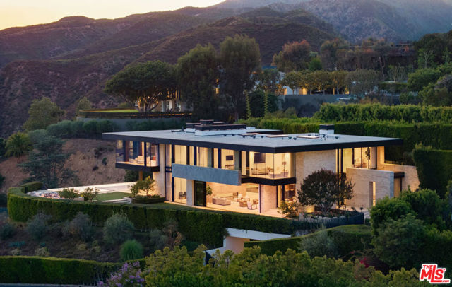 1601 Casale Road, Pacific Palisades, CA 90272