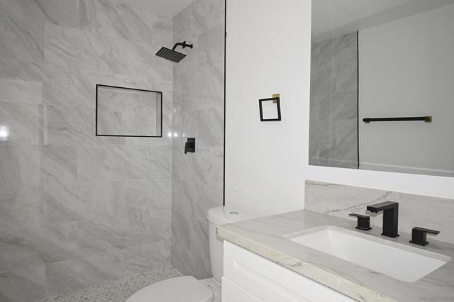 4646 COCONINO WAY, San Diego CA: https://media.crmls.org/mediaz/c1482062-71c2-43cd-8f2b-e4bcebb03ac3.jpg