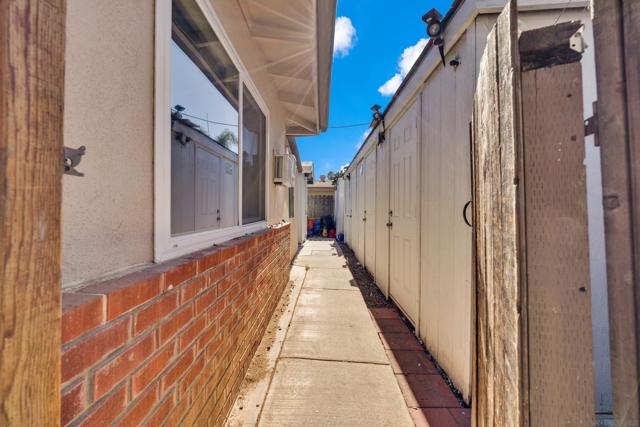 Image 63 of 75 For 153 E 14th Ave
