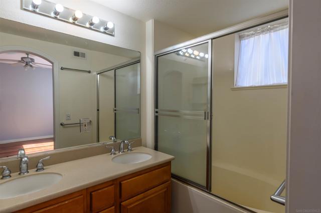 1501 India St, San Diego, California 92101, 2 Bedrooms Bedrooms, ,2 BathroomsBathrooms,Condominium,For Sale,India St,250019670SD