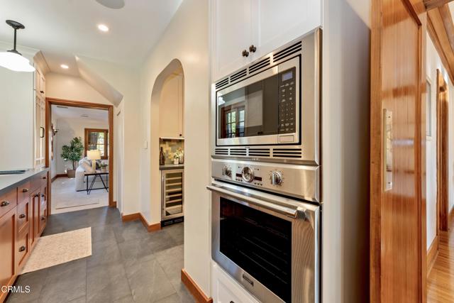 Detail Gallery Image 19 of 71 For 5218 Mount Royal Dr, Los Angeles,  CA 90041 - 5 Beds | 3 Baths