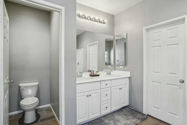 42912 Gazapo Court, Indio CA: https://media.crmls.org/mediaz/c149cbc0-f522-4b73-9326-9e455b39acec.jpg