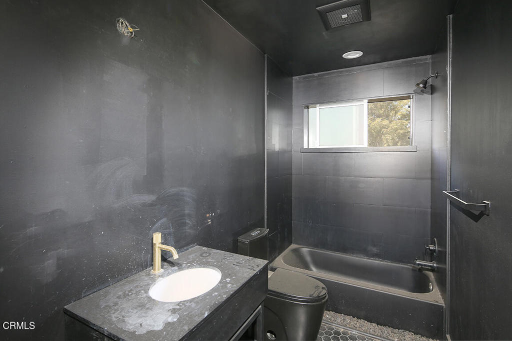 215 N Hollywood WayBurbank img 23