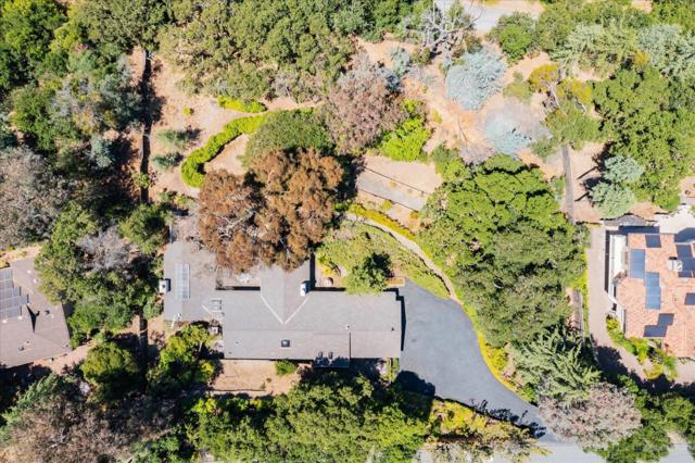 5824 Arboretum Drive, Los Altos CA: https://media.crmls.org/mediaz/c14bfbb1-76c5-4199-b7c3-62c37f083684.jpg
