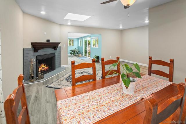 750 Mission Ave, Chula Vista CA: https://media.crmls.org/mediaz/c14d7097-ded1-47fb-8acb-2dfadbf2f168.jpg