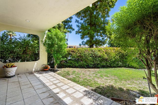 493 Desert Lakes Drive, Palm Springs CA: https://media.crmls.org/mediaz/c14d7835-d24c-4034-98b9-4113ef5ddb94.jpg
