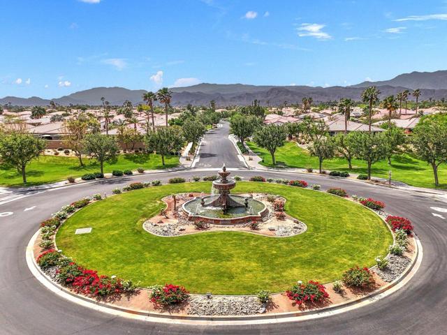 62 Via Del Pienza, Rancho Mirage CA: https://media.crmls.org/mediaz/c14d8f0c-ea19-4c81-ae66-09b6179d600c.jpg