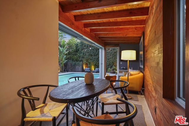 12815 Sarah Street, Studio City CA: https://media.crmls.org/mediaz/c14d958a-f513-46a1-8a18-c35b8e1efa99.jpg