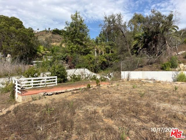 949 Las Lomas Avenue photo 10