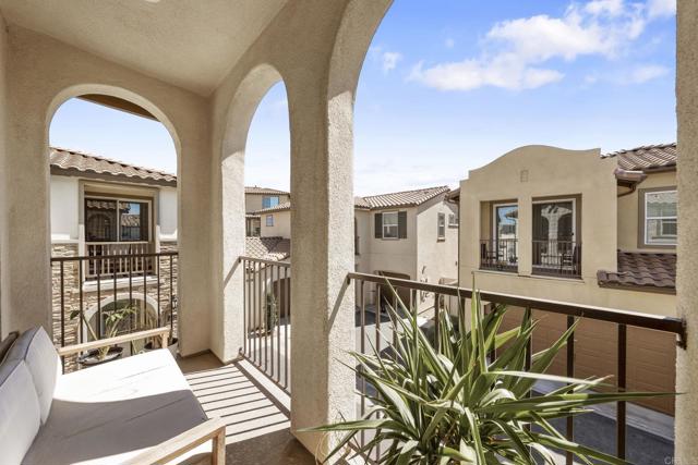 Detail Gallery Image 12 of 29 For 45218 via Vela, Temecula,  CA 92592 - 3 Beds | 2/1 Baths