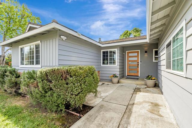 529 Park Meadow Court, San Jose CA: https://media.crmls.org/mediaz/c14e66d9-67c4-4003-8a79-70fd212612b3.jpg